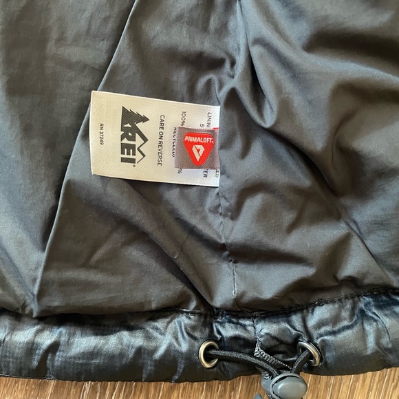 REI Lightweight Packable Insulated Jacket - Picture 5 of 6